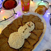 Snowman Cheese Ball