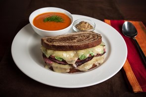 Roast Beef and Dill Havarti on Rye